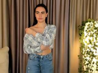 DieraFentress nude in Live Sex Cam Girls Room