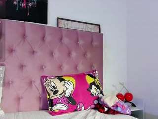 Pamela-wish nude in Live Sex Cam Girls Room