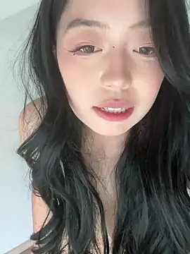 xiao-e-66 nude strip on cam for live sex video chat