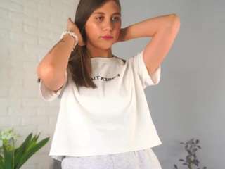 ZeldaHastey nude in Live Sex Cam Girls Room