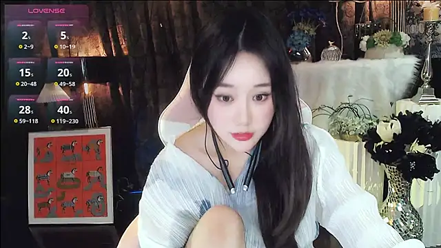Alice-777 nude strip on cam for live sex video chat