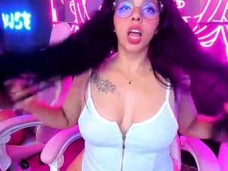 bellajhonnes nude in Live Sex Cam Girls Room