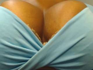 biggracie nude in Live Sex Cam Girls Room