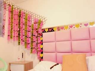 Cristina-Valdez nude in Live Sex Cam Girls Room