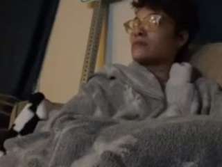 Dr3amworld nude in Live Sex Cam Girls Room