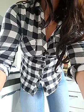 luxxe25 nude strip on cam for live sex video chat