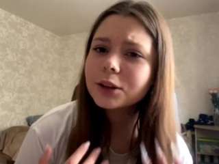 MildredGawne nude in Live Sex Cam Girls Room