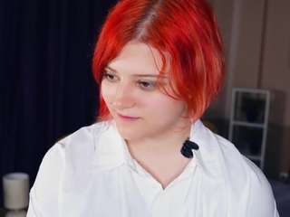 RexellaAlder nude in Live Sex Cam Girls Room