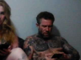 sexy-viixen nude in Live Sex Cam Girls Room