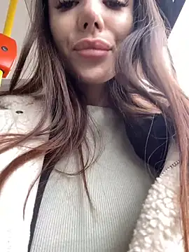 shuggybaby nude strip on cam for live sex video chat