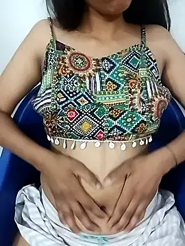 tamanna_Karu nude strip on cam for live sex video chat