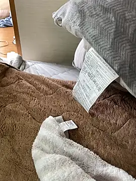 Yagimilk8 nude strip on cam for live sex video chat