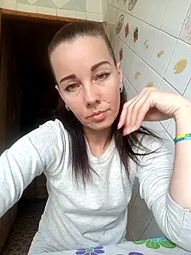 Adeline3302 nude strip on cam for live sex video chat