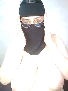 Arabic-loka nude strip on cam for live sex video chat