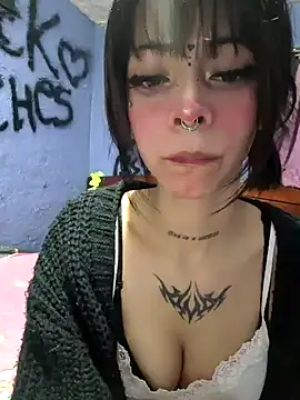 kiittyselenita nude strip on cam for live sex video chat