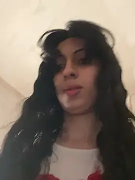 Noura69 nude strip on cam for live sex video chat