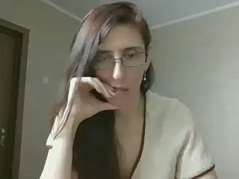 CandiCole nude strip on cam for live sex video chat