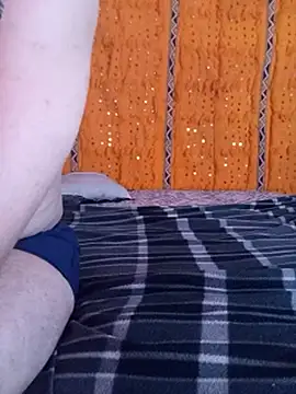 hot-twin nude strip on cam for live sex video chat