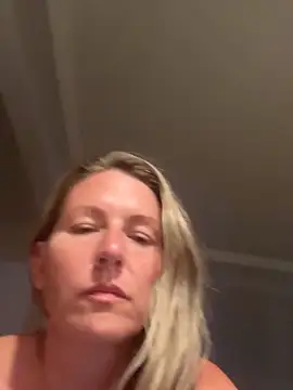 YourSophiaxo nude strip on cam for live sex video chat