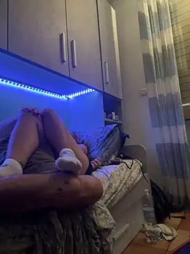 piccolaflo nude strip on cam for live sex video chat