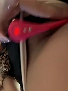 SweetBunnyGF nude strip on cam for live sex video chat