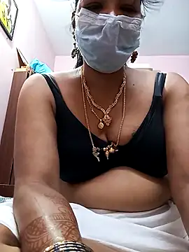 Tamil_sreelekha nude strip on cam for live sex video chat