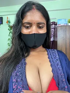 V-hot-sweit nude strip on cam for live sex video chat