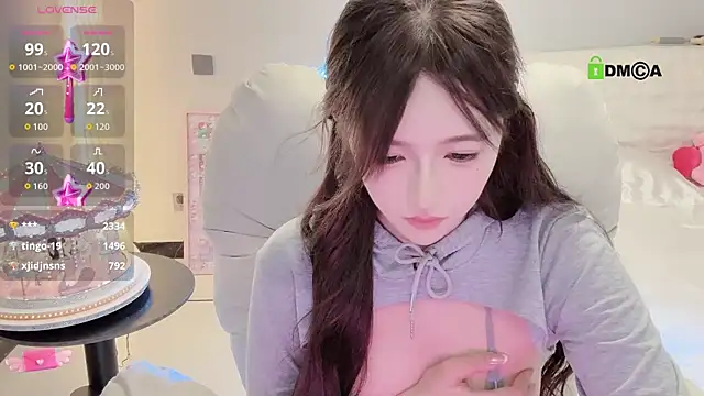 milk_sugar nude strip on cam for live sex video chat