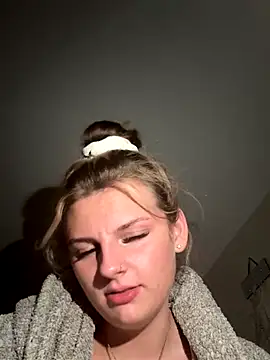 Summer21k nude strip on cam for live sex video chat