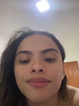 safadinhaquenteW nude strip on cam for live sex video chat