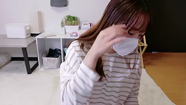saku_sakura_ nude strip on cam for live sex video chat