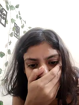 sassyy_poonam nude strip on cam for live sex video chat