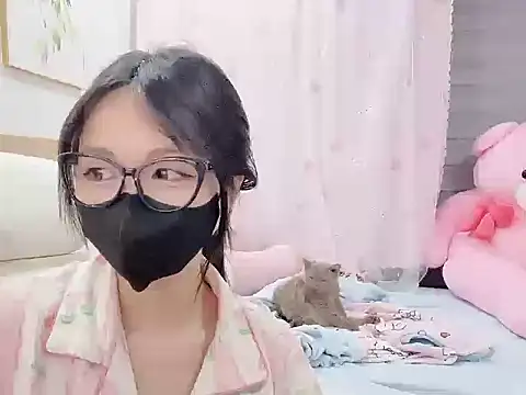 Yuyu-baobei nude strip on cam for live sex video chat