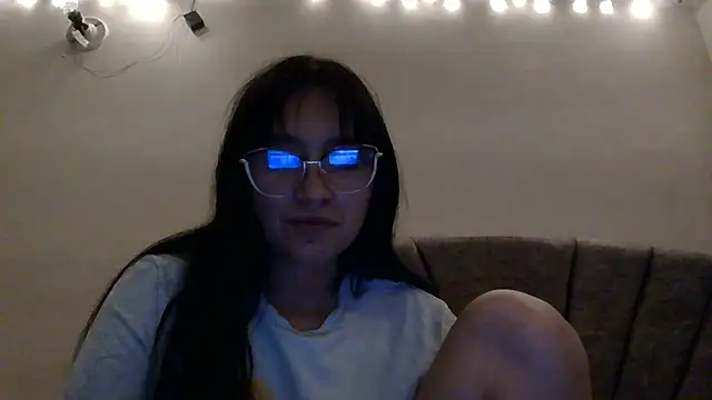 Arielle_lov nude strip on cam for live sex video chat