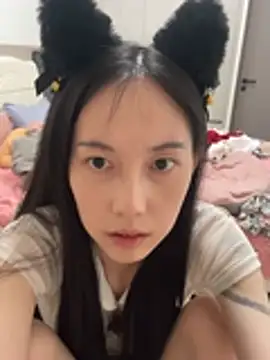 DD-52 nude strip on cam for live sex video chat