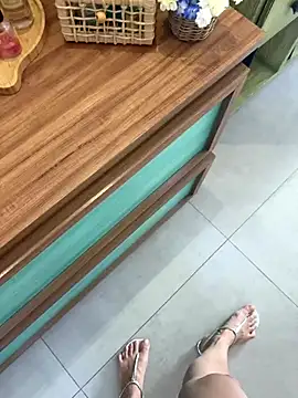 Memodelicia nude strip on cam for live sex video chat