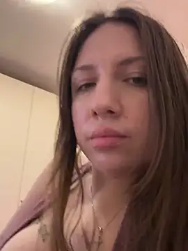 Sashabunny nude strip on cam for live sex video chat