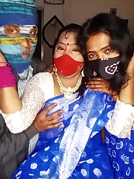 Jaan-pakhi nude strip on cam for live sex video chat