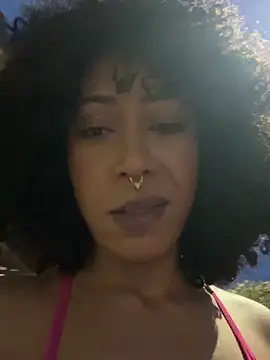 dianagolley420 nude strip on cam for live sex video chat