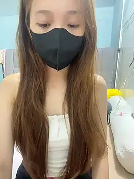 Linaa_baby nude strip on cam for live sex video chat