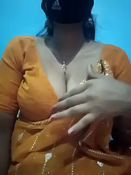 Sexyradha_ nude strip on cam for live sex video chat