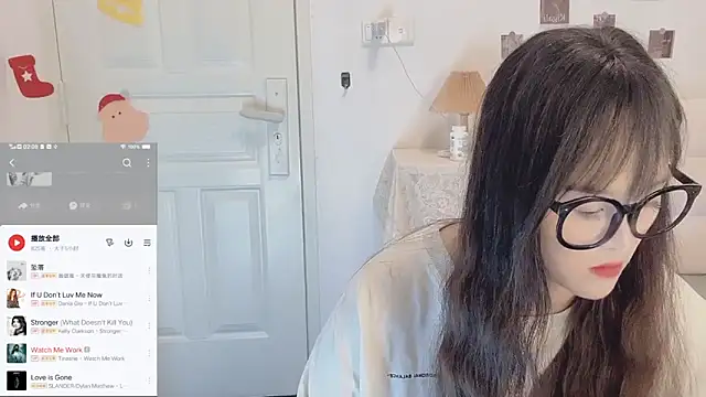 sunny-ly nude strip on cam for live sex video chat