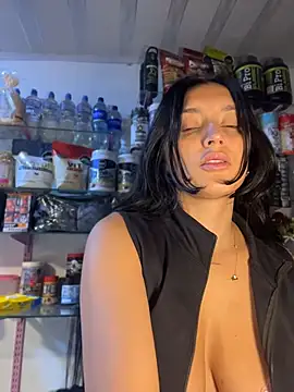 ANABOONCE_ nude strip on cam for live sex video chat