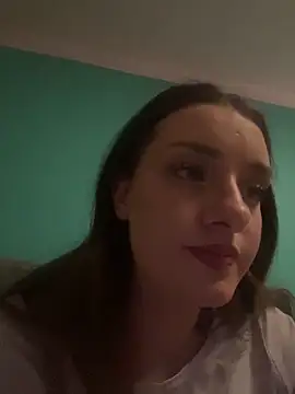 MIssYoungPinkie nude strip on cam for live sex video chat