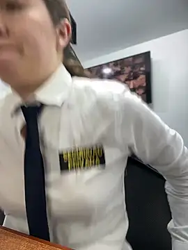 suzy-111 nude strip on cam for live sex video chat