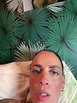 venustattoue nude strip on cam for live sex video chat