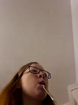 Freaky-Doll nude strip on cam for live sex video chat