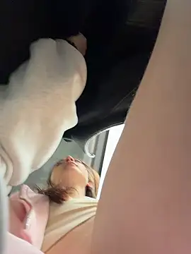 hiding-mila nude strip on cam for live sex video chat