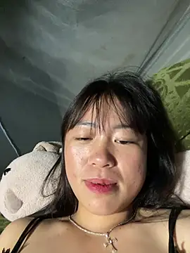 Nuocmat-roi nude strip on cam for live sex video chat