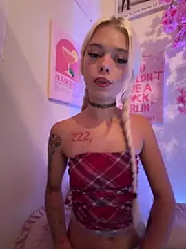 Terribletabby nude strip on cam for live sex video chat